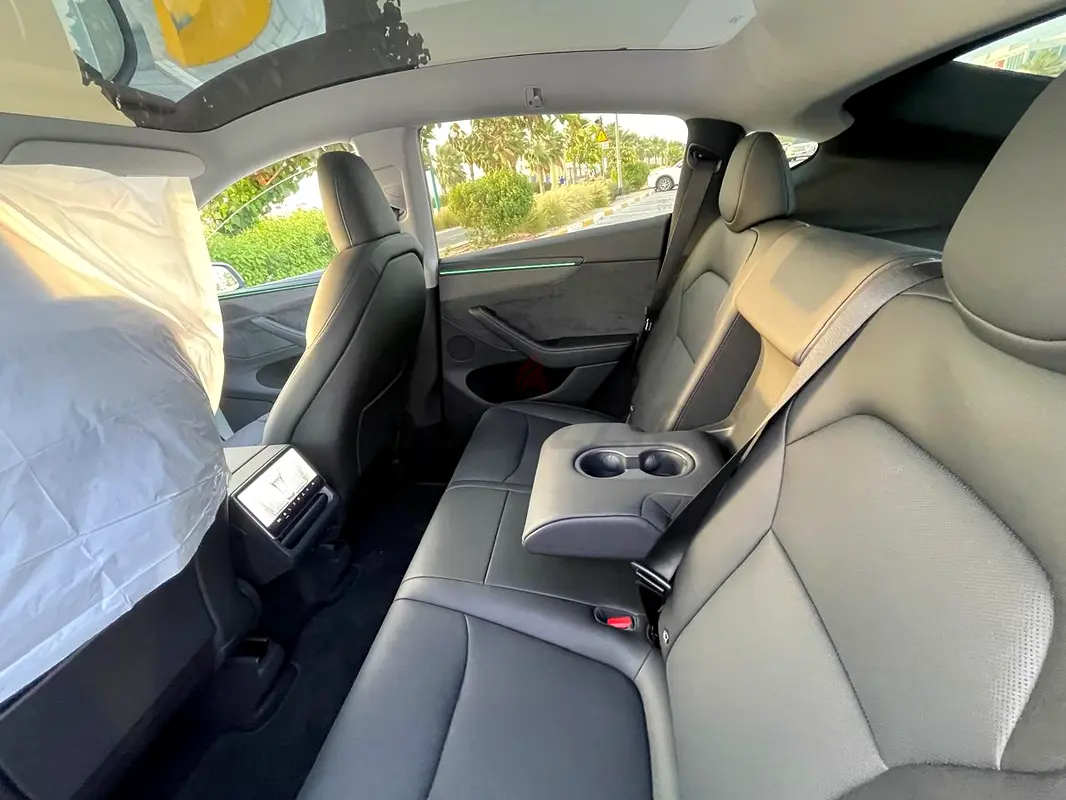 Tesla Model Y, 2025 — фото 9 из 10