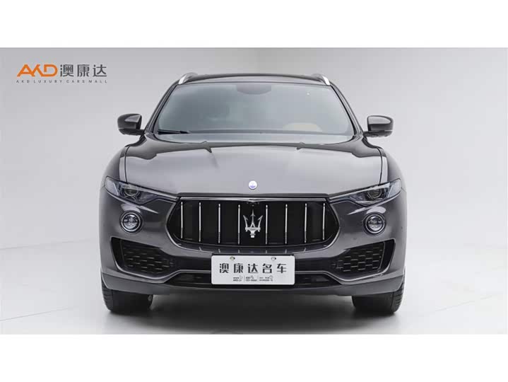 Maserati Levante, 2021 — фото 2 из 9