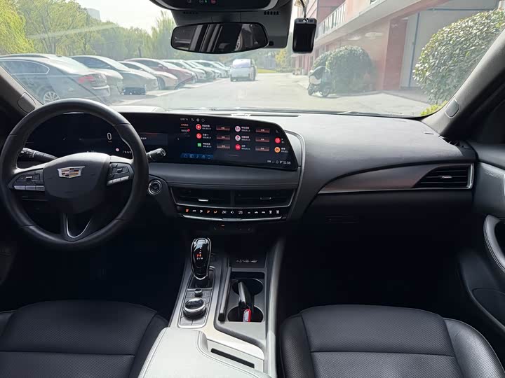 Cadillac CT5, 2024 — фото 7 из 9