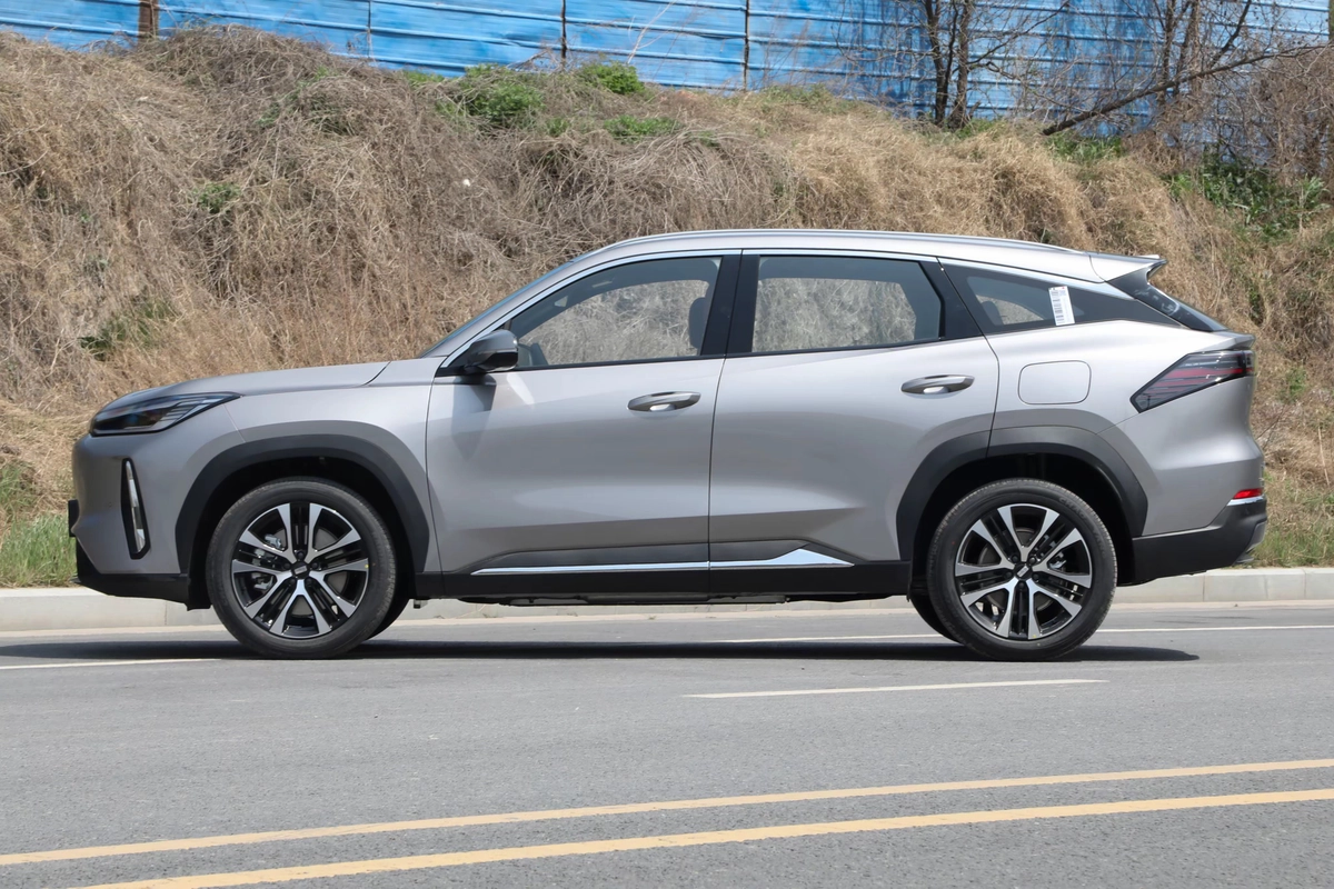 Geely Galaxy M9, 2026 — фото 5 из 11
