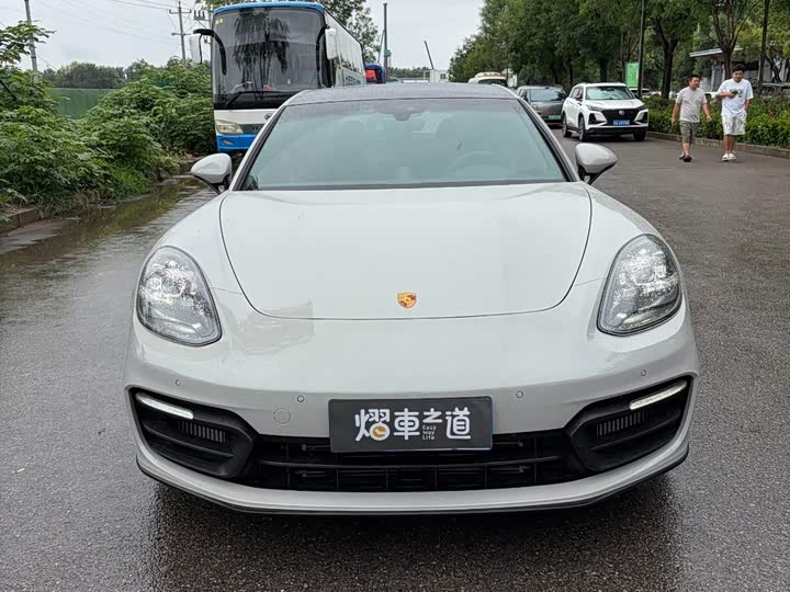 Porsche Panamera, 2023 — фото 2 из 9