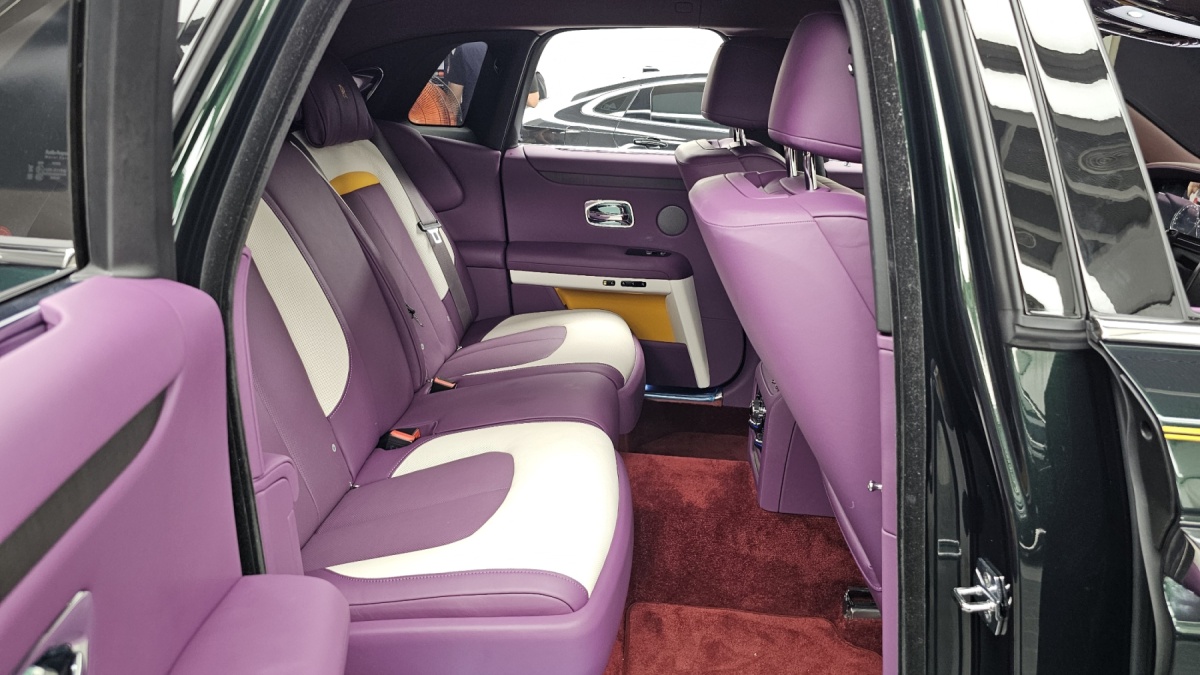 Rolls-Royce Ghost, 2022 — фото 11 из 12