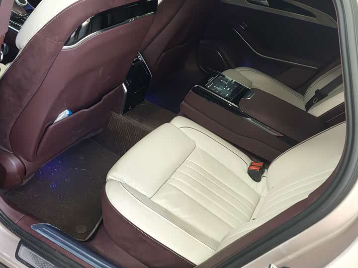 Hongqi H9, 2022 — фото 5 из 9