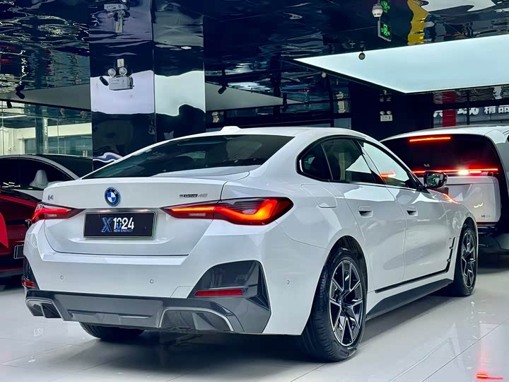 BMW i4, 2026 — фото 5 из 9