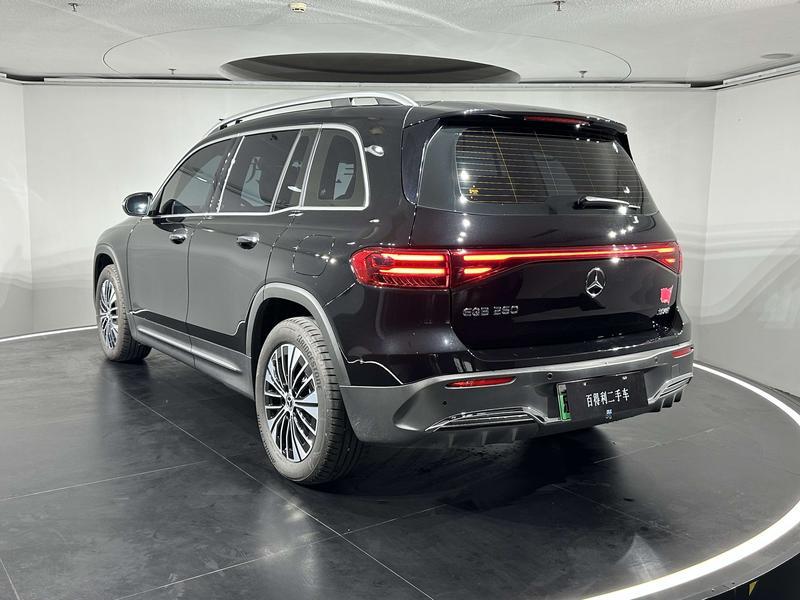 Mercedes-Benz EQB, 2024 — фото 5 из 12