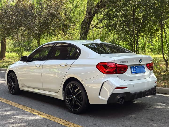 BMW 1 Series, 2022 — фото 3 из 9