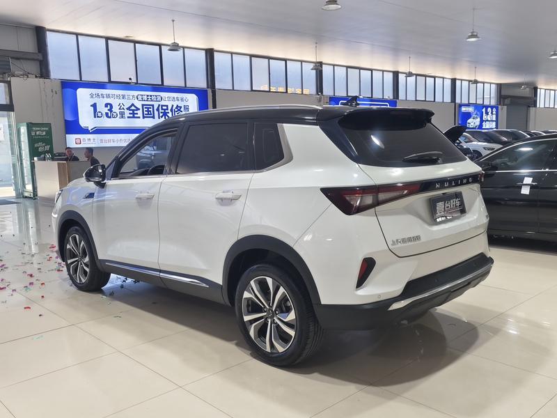Wuling Asta, 2021 — фото 4 из 9