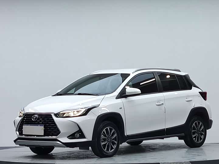 Toyota Yaris L Hatchback, 2022 — купить в Самаре под ключ
