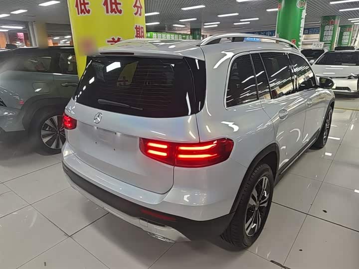 Mercedes-Benz GLB-Class, 2023 — фото 7 из 9