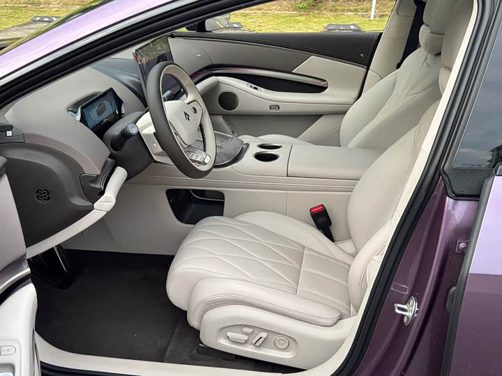 GAC Hyptec A8, 2026 — фото 3 из 9