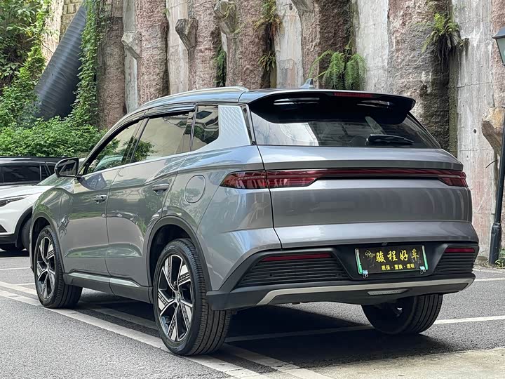 BYD Song Pro Hybrid, 2023 — фото 5 из 9
