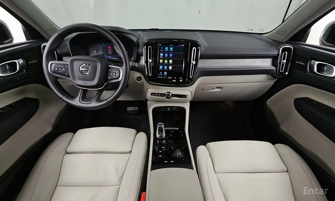 Volvo XC40, 2024 — фото 7 из 12