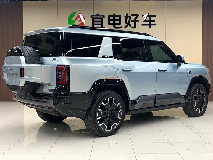 BYD FangChengBao Leopard 8, 2024 — фото 5 из 9