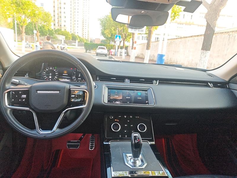 Land Rover Range Rover Evoque L, 2022 — фото 10 из 12