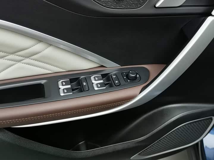 Geely Jiaji Hybrid, 2021 — фото 9 из 9
