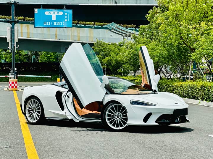 McLaren GT, 2023 — фото 6 из 9