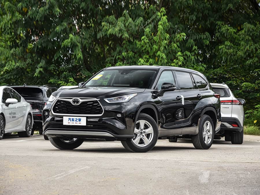 Toyota Highlander, 2026 — купить в Саратове под ключ