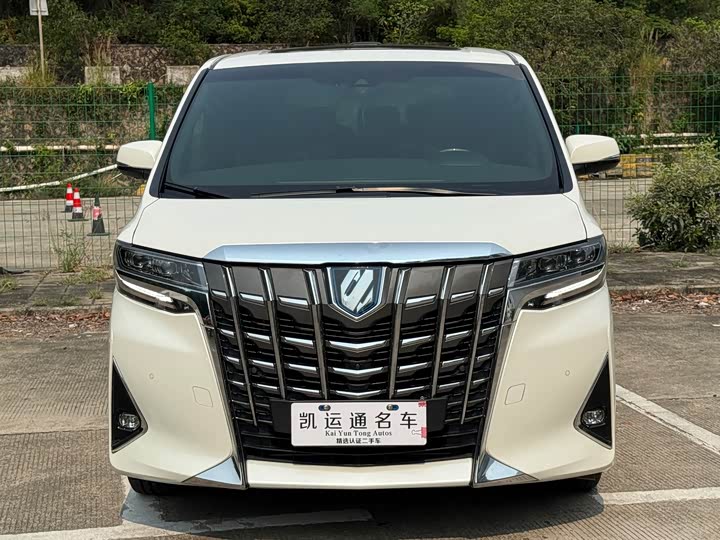 Toyota Alphard, 2022 — купить в Санкт-Петербурге под ключ