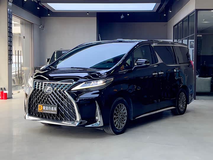 Lexus LM, 2021 — купить в Ярославле под ключ