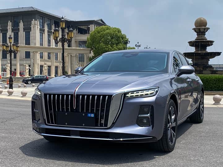 Hongqi H5 Hybrid, 2025 — фото 3 из 9