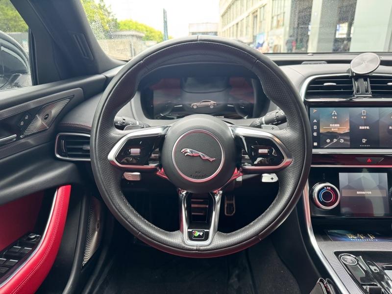 Jaguar XE L, 2023 — фото 10 из 12