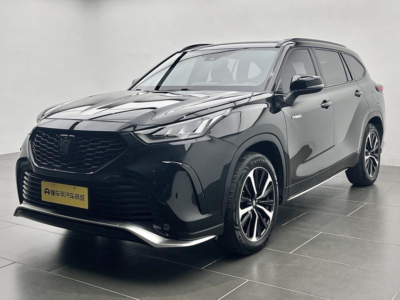 Toyota Crown Kluger, 2022 — купить в Саратове под ключ