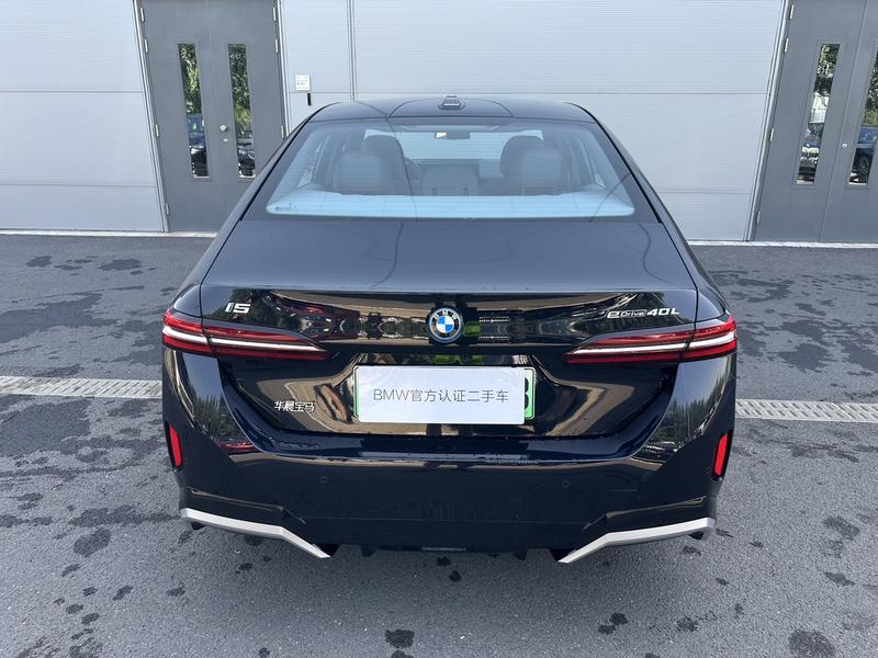 BMW i5, 2025 — фото 4 из 9