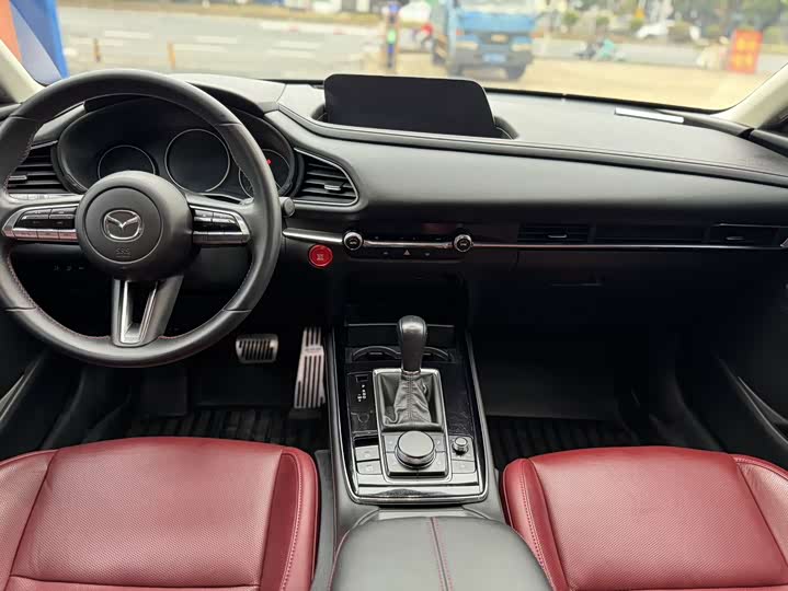 Mazda CX-30, 2022 — фото 9 из 9