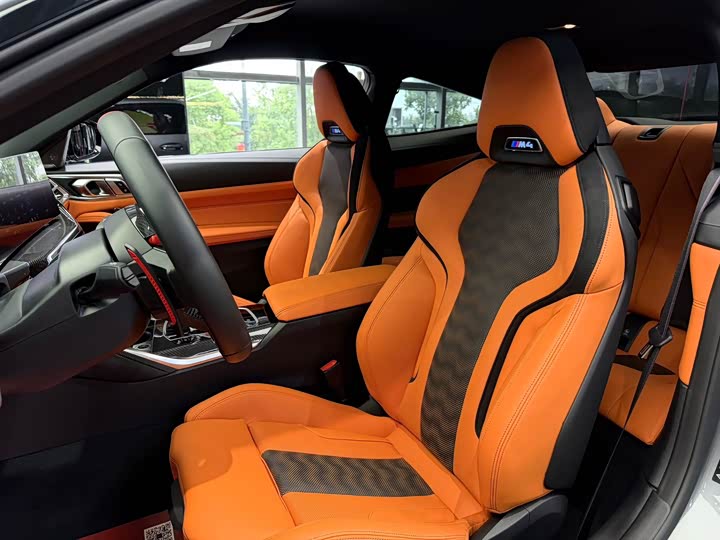 BMW M4, 2025 — фото 9 из 9