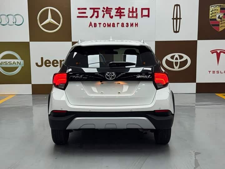 Toyota Yaris L Hatchback, 2022 — фото 5 из 9