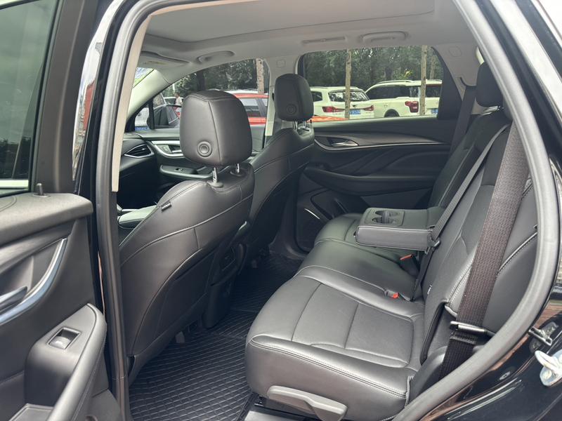 Buick Enclave, 2023 — фото 8 из 9