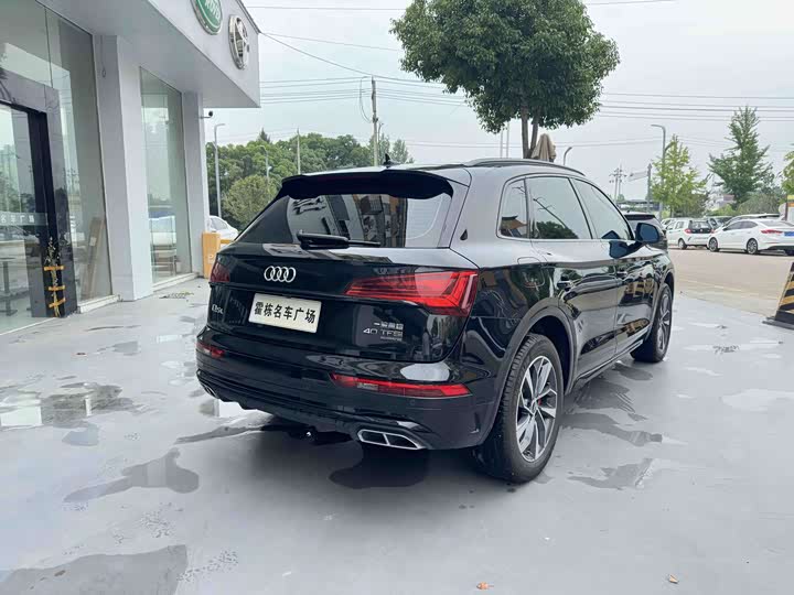 Audi Q5L, 2024 — фото 6 из 9