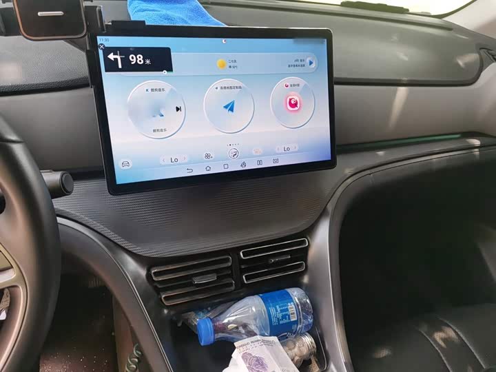 BYD Sea Lion 05 DM-i Hybrid, 2025 — фото 6 из 9