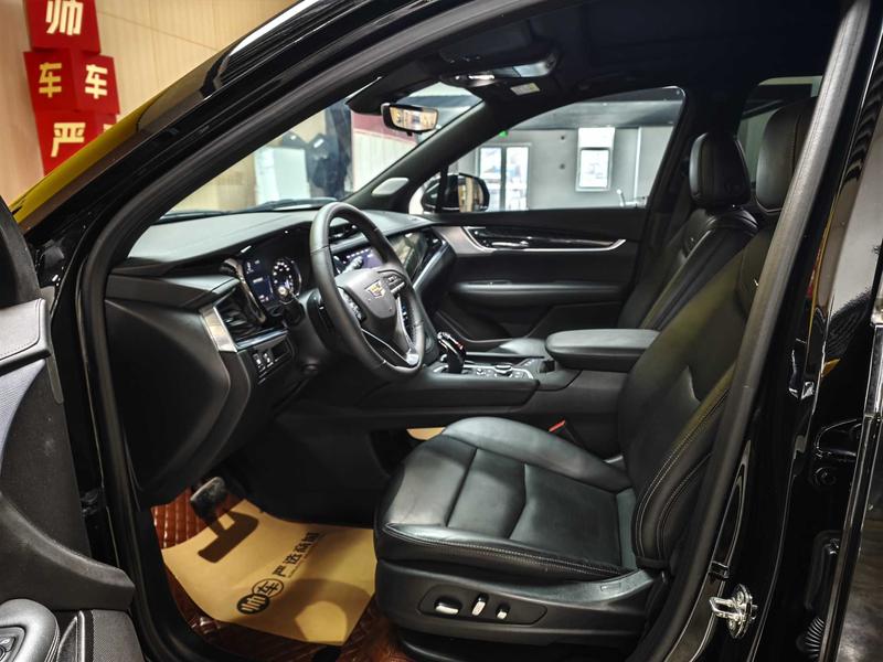 Cadillac XT6, 2023 — фото 8 из 10