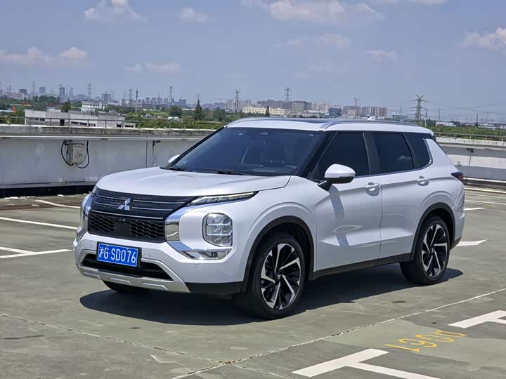 Mitsubishi Outlander, 2022 — купить в Рязани под ключ