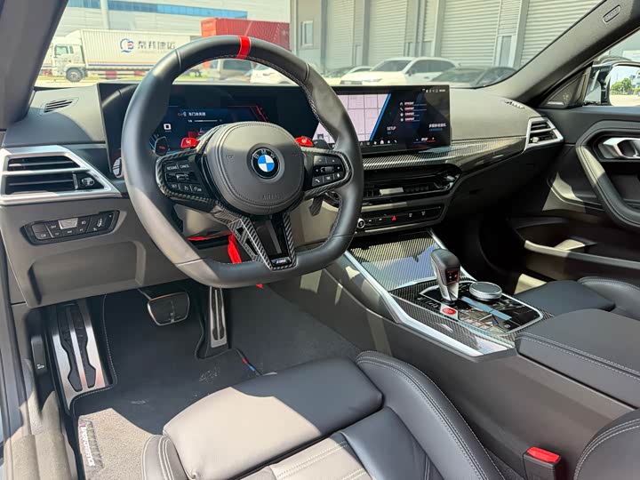 BMW M2, 2025 — фото 7 из 9