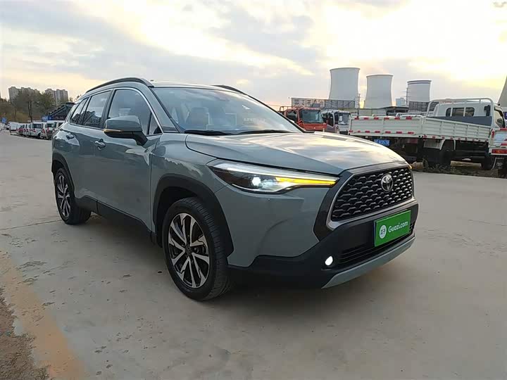 Toyota Corolla Cross, 2021 — фото 4 из 12