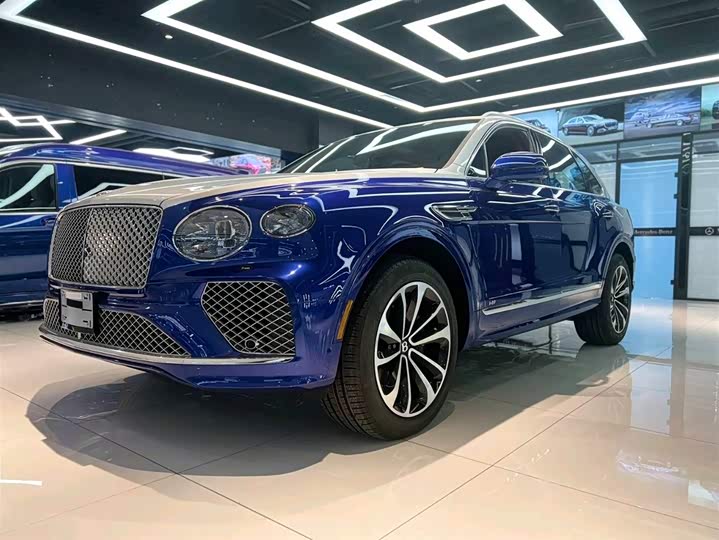 Bentley Bentayga, 2024 — купить в Тамбове под ключ