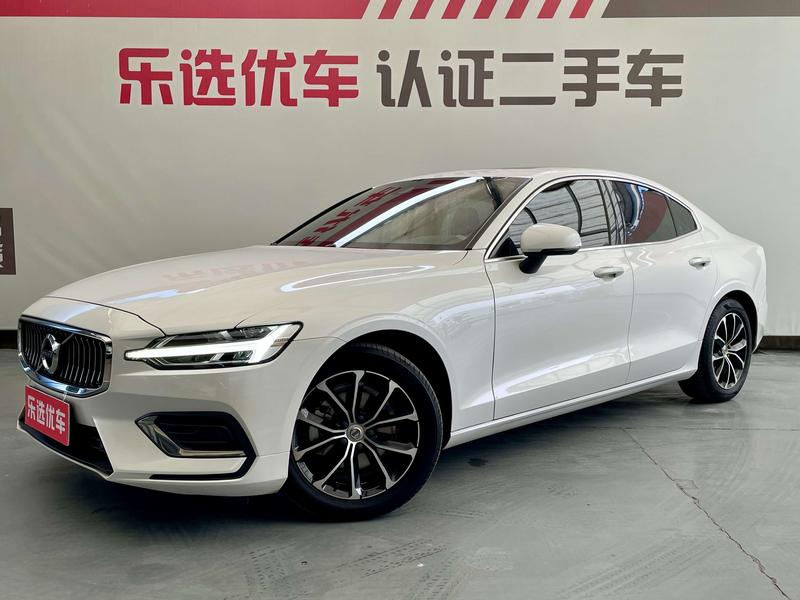 Volvo S60, 2022 — купить в Белгороде под ключ