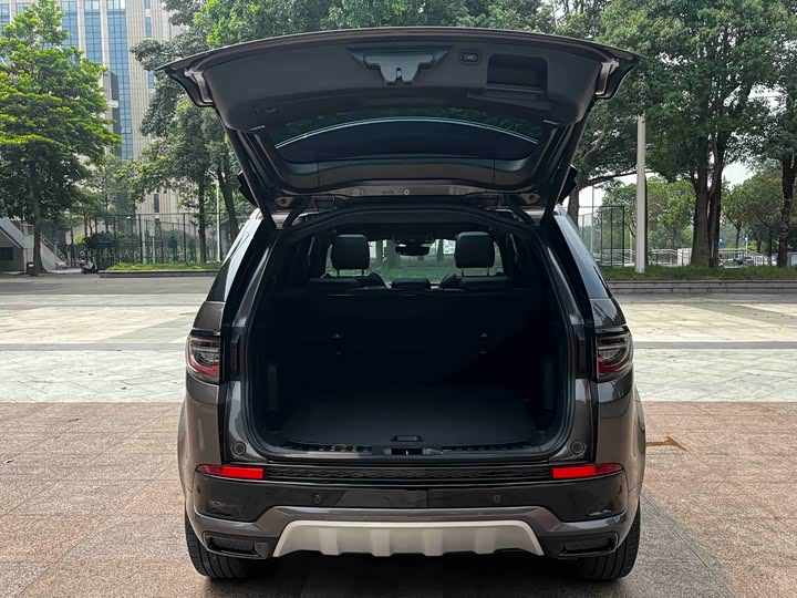 Land Rover Discovery Sport, 2022 — фото 9 из 9