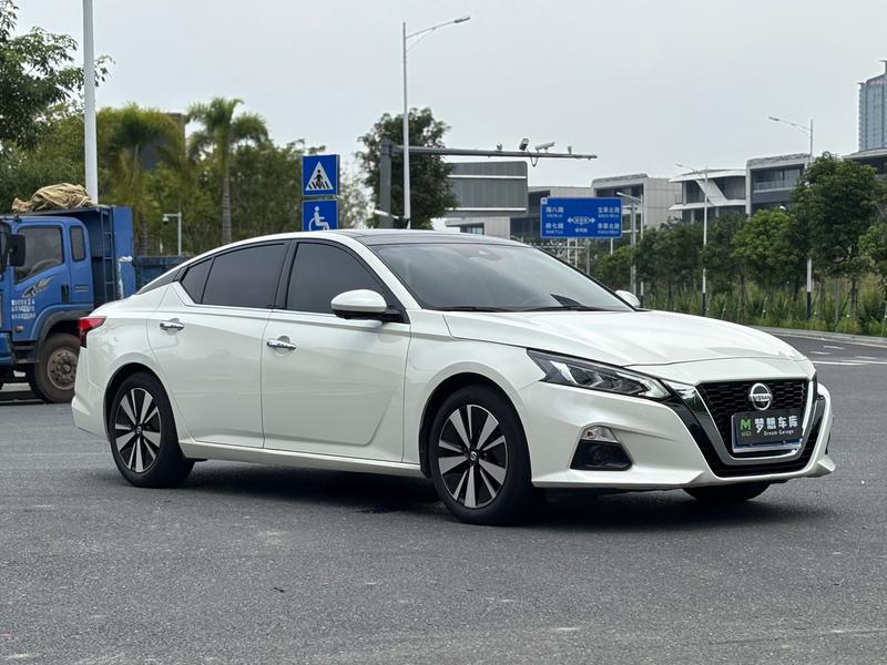 Nissan Teana, 2022 — фото 3 из 12