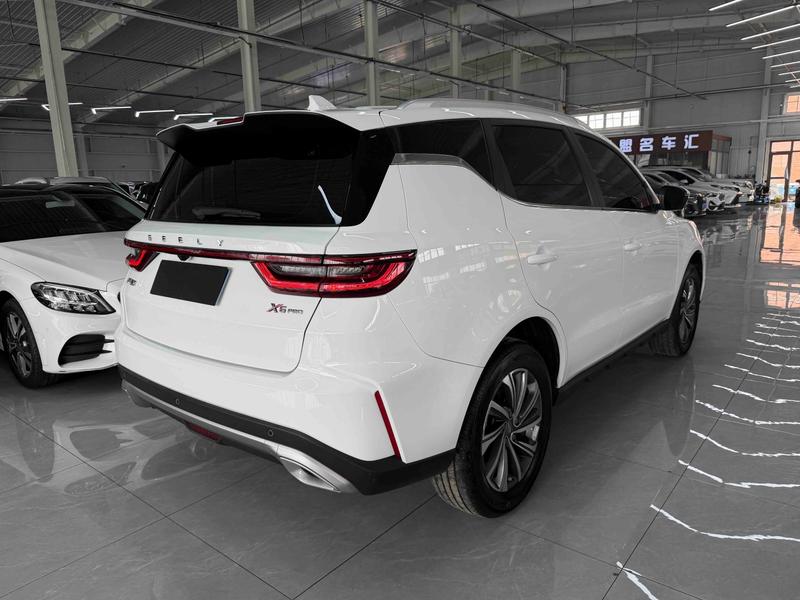 Geely Vision X6, 2022 — фото 6 из 12