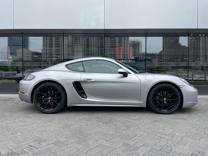 Porsche 718, 2025 — фото 5 из 9