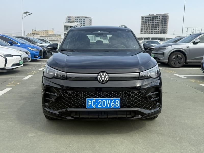Volkswagen Tiguan L Pro, 2025 — фото 2 из 9