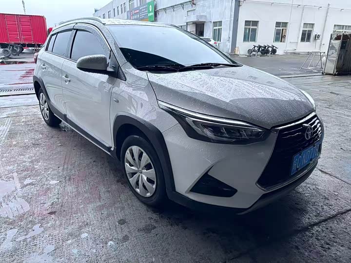 Toyota Yaris L Hatchback, 2022 — фото 3 из 9