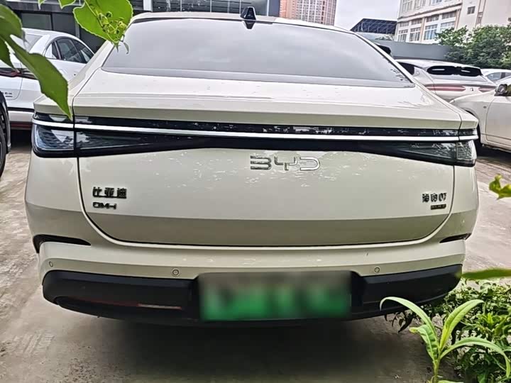 BYD Seal 07 DM-i Hybrid, 2025 — фото 4 из 9