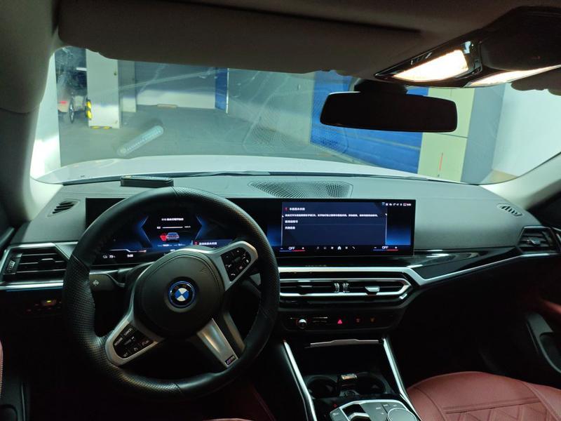 BMW i4, 2024 — фото 7 из 11