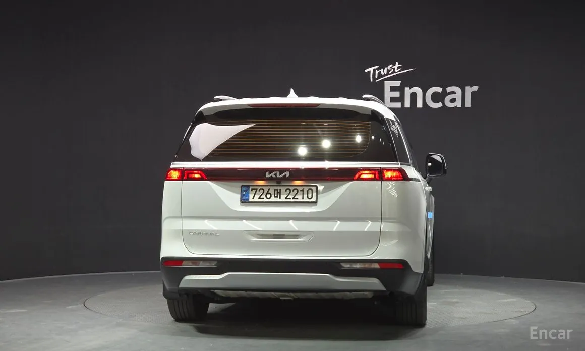 Kia Carnival, 2022 — фото 4 из 12