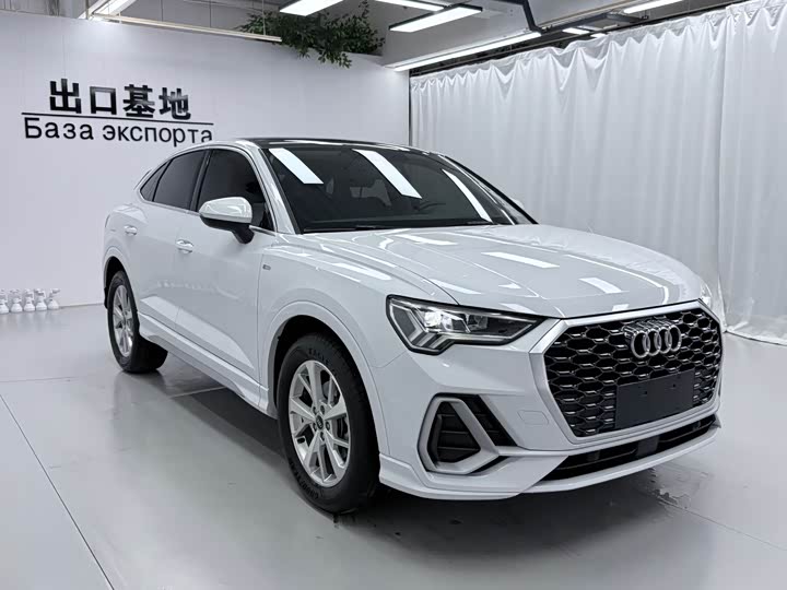 Audi Q3 Sportback, 2022 — фото 3 из 9