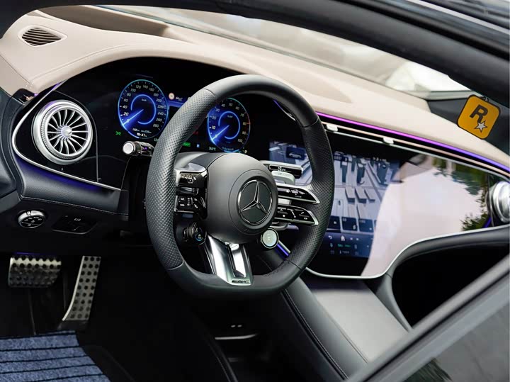 Mercedes-Benz EQE AMG, 2024 — фото 9 из 9